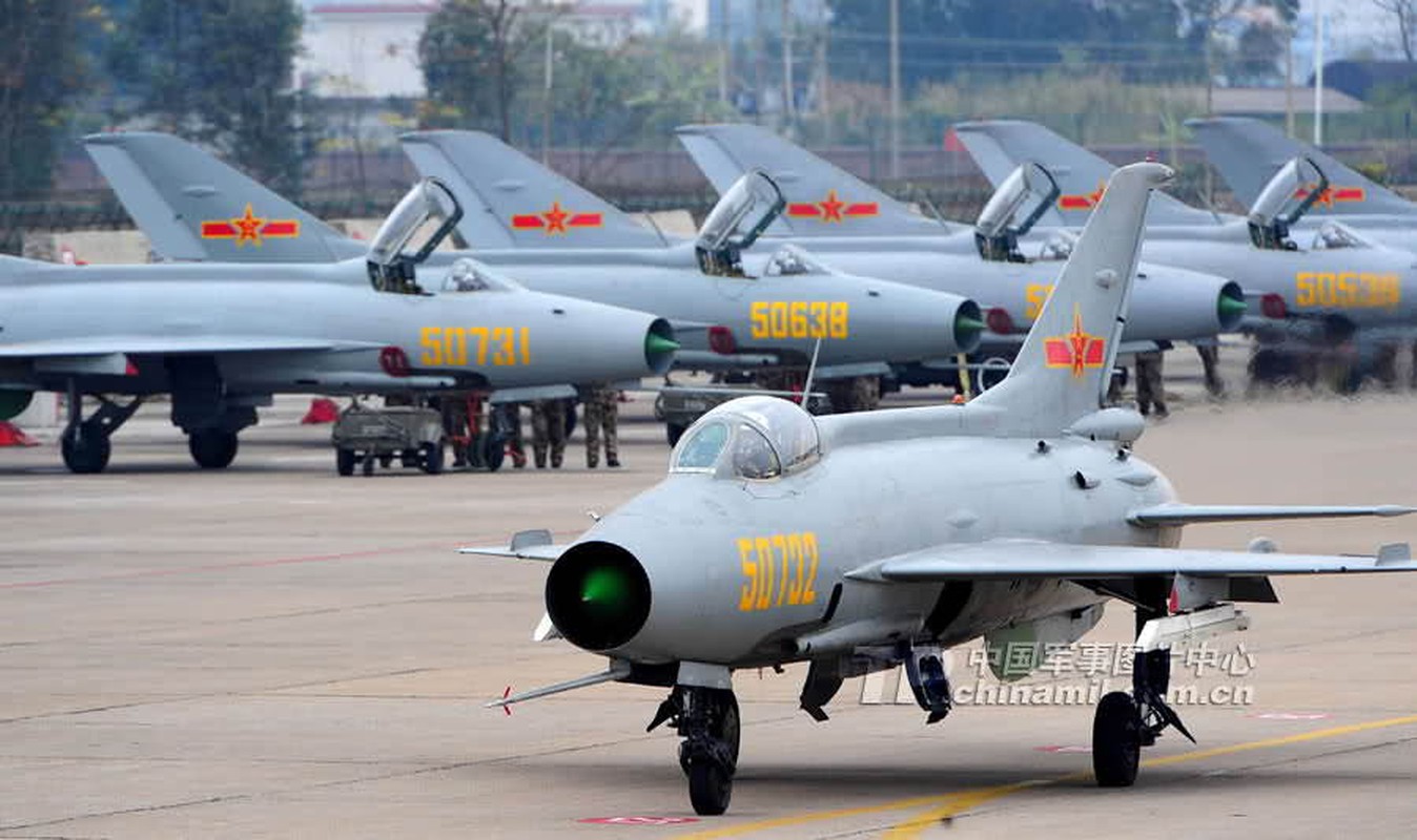 Ngac nhien: Trung Quoc van con su dung bien the cua MiG-21 Lien Xo-Hinh-10
