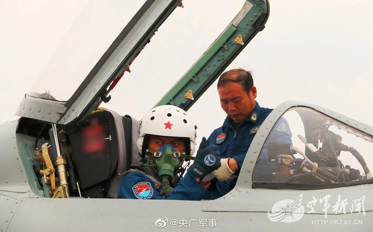 Ngac nhien: Trung Quoc van con su dung bien the cua MiG-21 Lien Xo-Hinh-6