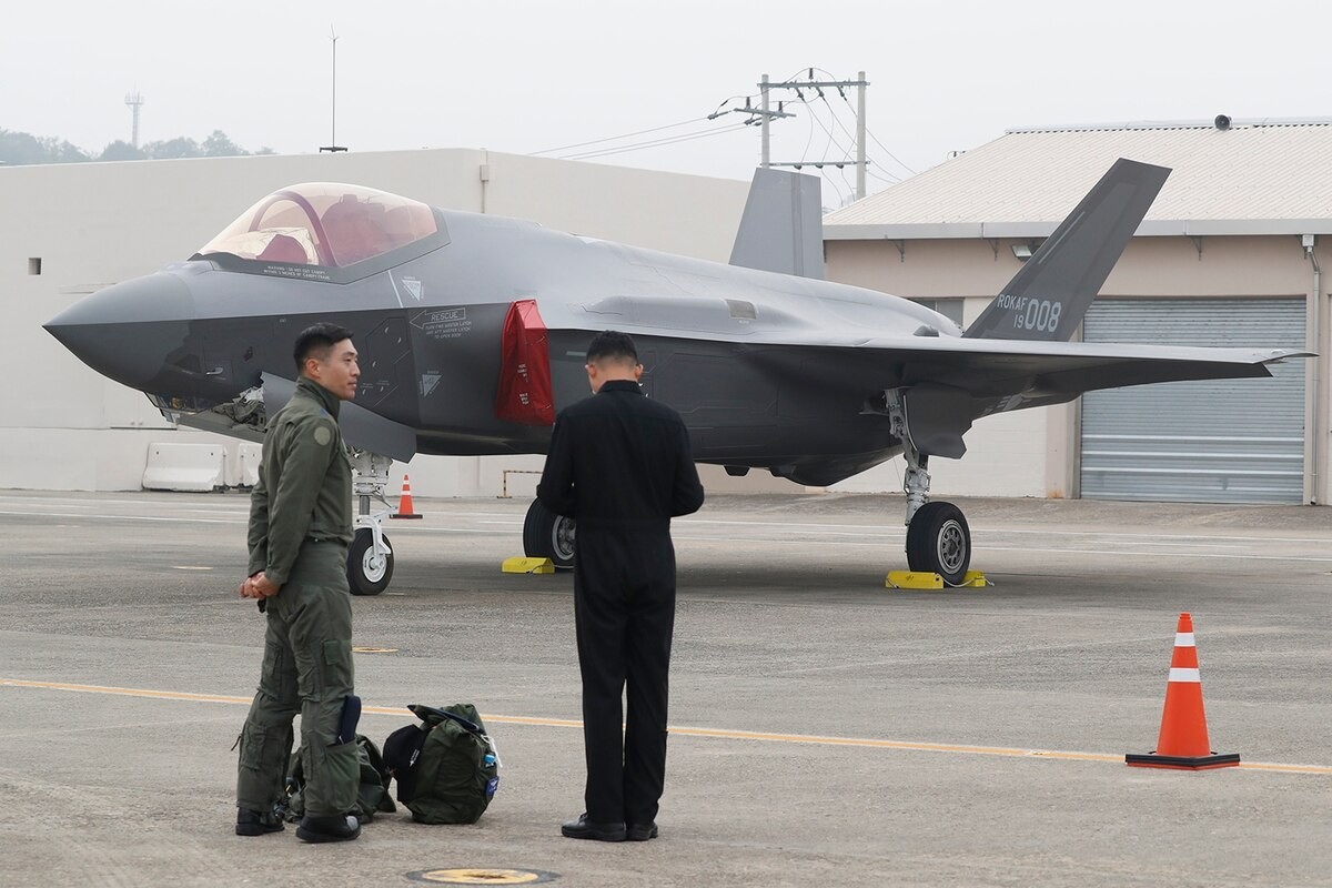 Tai sao co F-35, nhung Han Quoc van nang cap tiem kich F-16?-Hinh-14