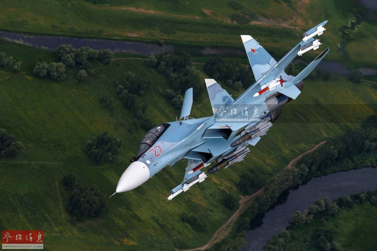 Su-30SM Nga trang bi ten lua sieu thanh, dat Dong Au duoi tam khong che-Hinh-5