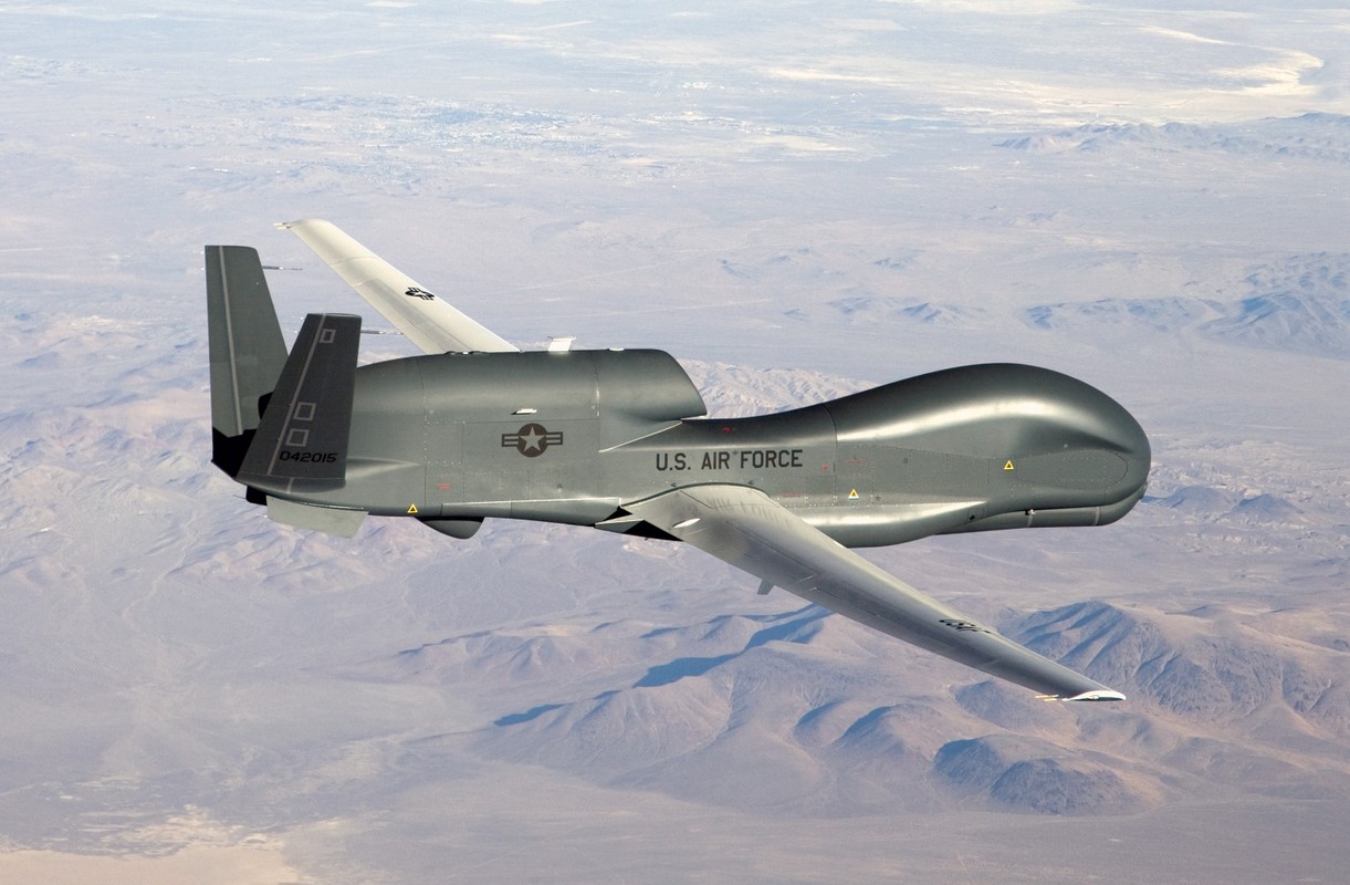 Iran pha hoai ke hoach ban may bay Global Hawk cua My nhu the nao?