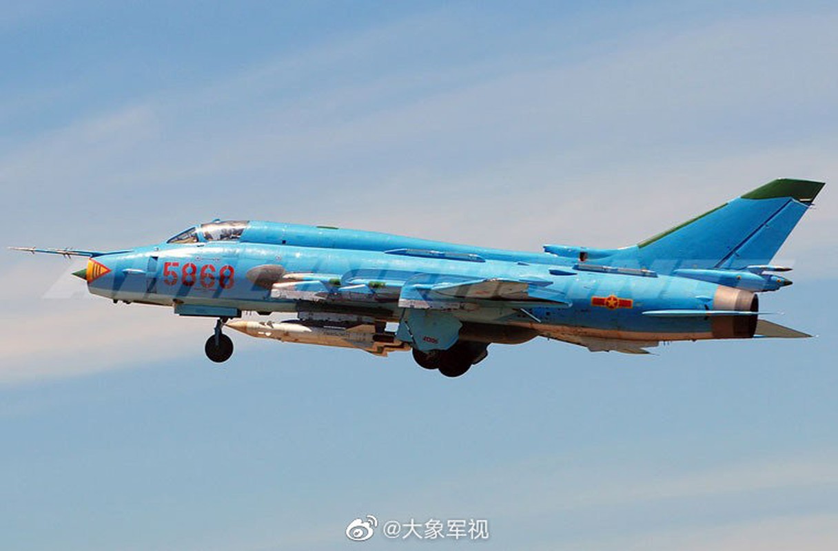Bao Trung Quoc kinh ngac khi Su-22 Viet Nam mang ten lua chong radar-Hinh-2