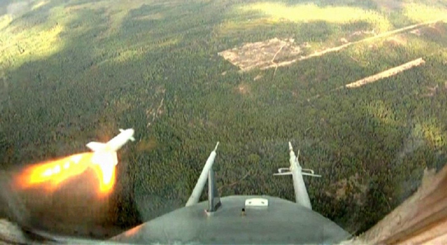 Bao Trung Quoc kinh ngac khi Su-22 Viet Nam mang ten lua chong radar-Hinh-7