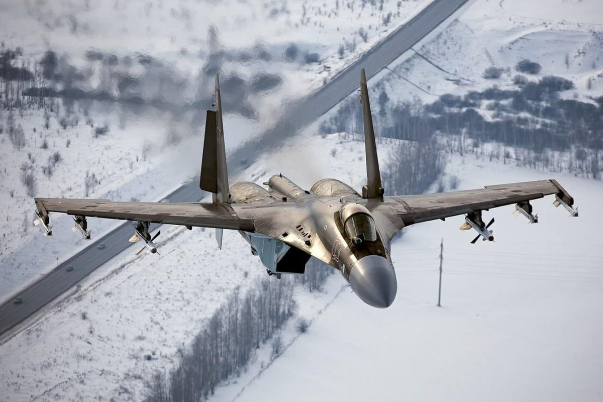 Nghi van gay soc: Tiem kich Su-35S ban nham Su-30SM trong tap tran tai Nga-Hinh-4