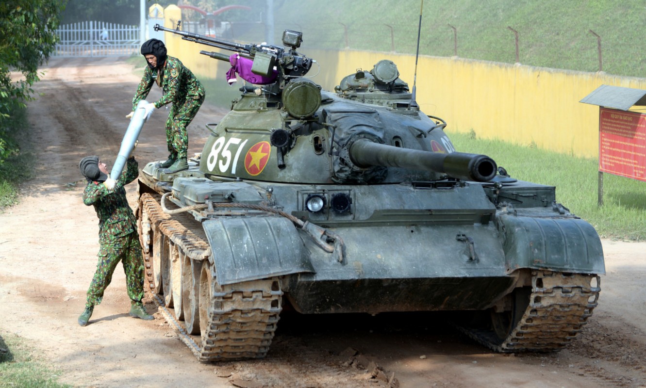 Phan biet xe tang T-54B va T-55 cua Quan doi Nhan dan Viet Nam-Hinh-8