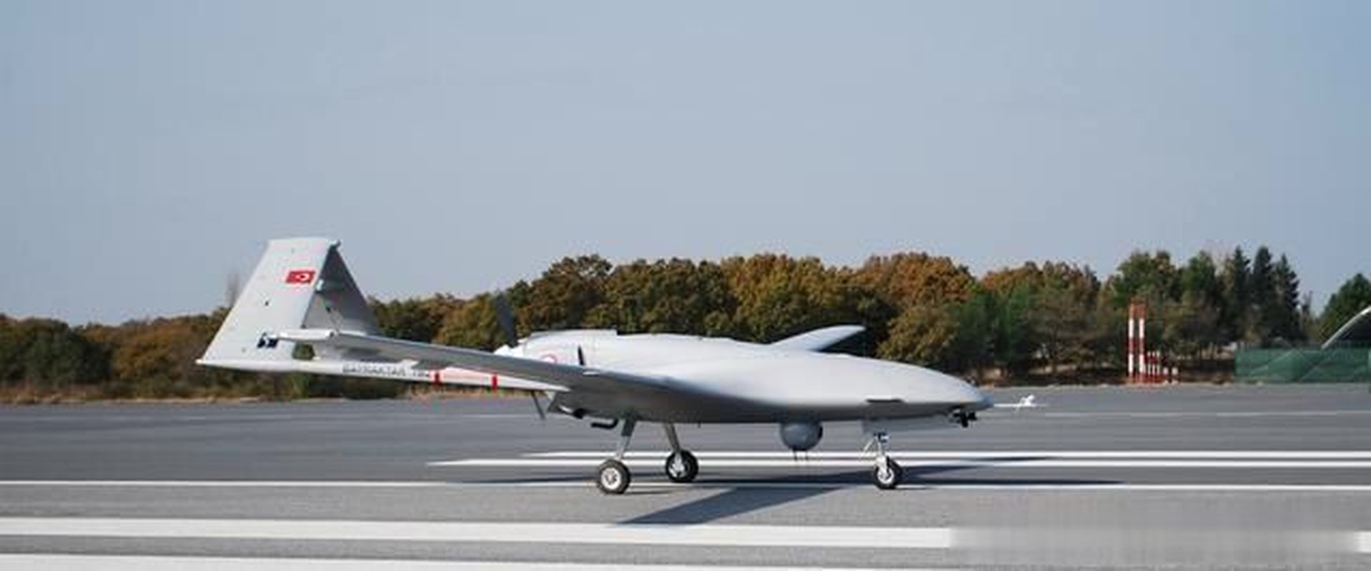 UAV Azerbaijan rung nhu sung, Tho Nhi Ky noi: 