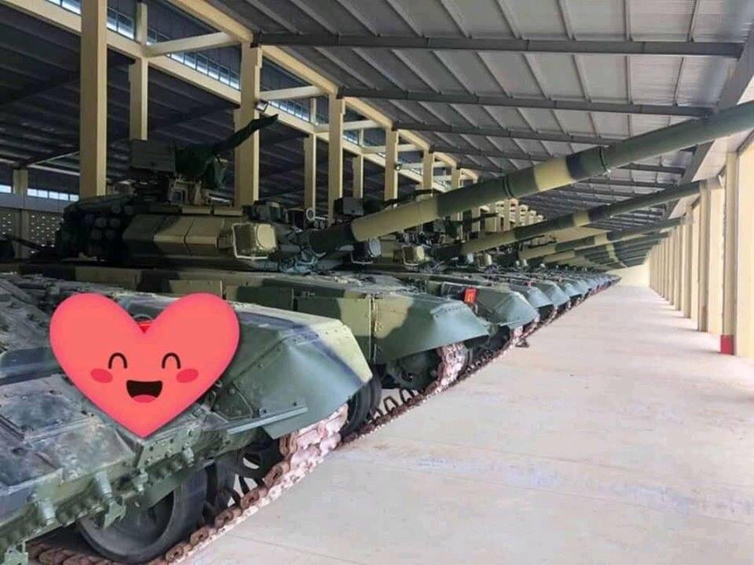 Vi sao xe tang chu luc T-72 cua Nga rat phu hop voi Viet Nam?