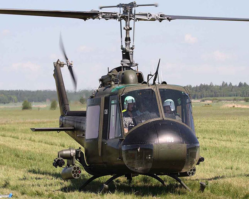 So phan truc thang UH-1A va chien thuat “Truc thang van” cua My o Viet Nam-Hinh-3