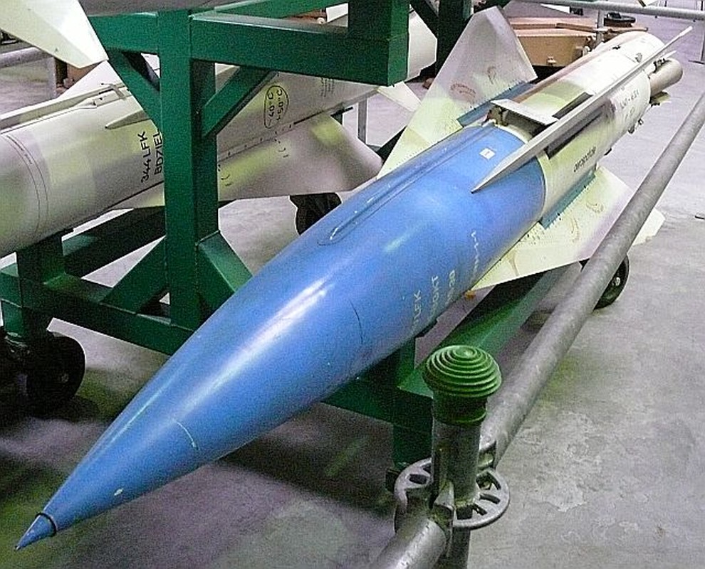 Viet Nam “khong mua duoc” tiem kich Mirage-2000: Trong cai rui co cai may-Hinh-6