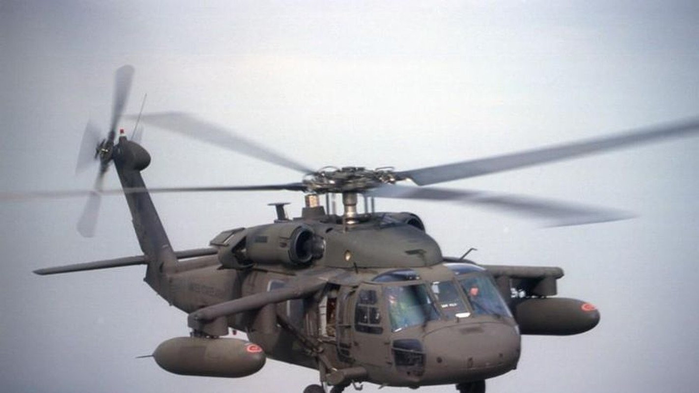 Dieu gi bien UH-60 Black Hawk tro thanh loai truc thang huyen thoai?-Hinh-7