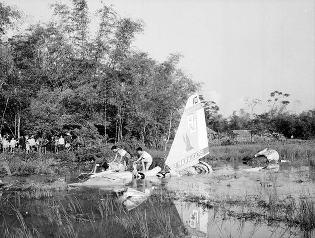 Cuoc doi dau khong khoan nhuong tren bau troi Ham Rong-Hinh-11