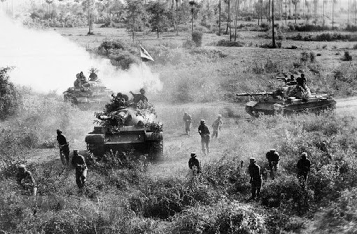 Tran dau xe tang lon nhat trong Chien tranh Viet Nam-Hinh-10