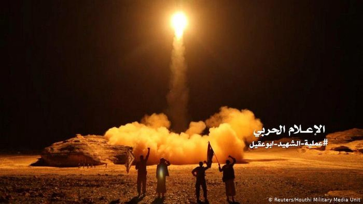 May bay khong nguoi lai cam tu cua Houthi khien Saudi Aranbia phat dien-Hinh-15