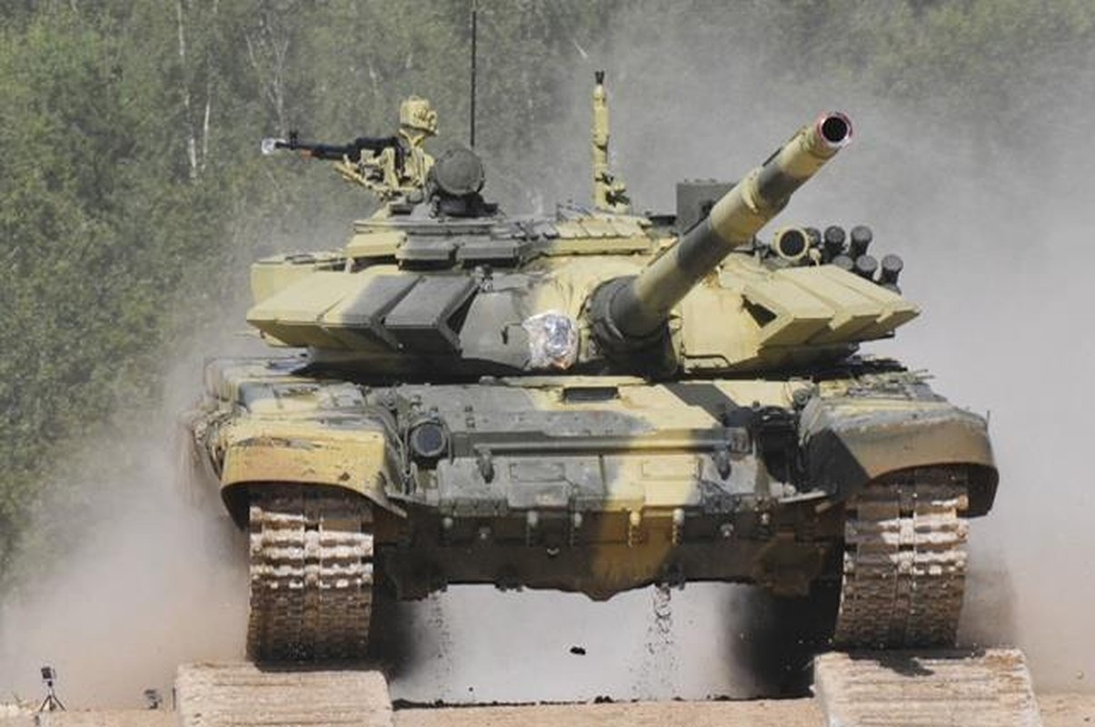 Nga da bien xe tang T-72 tu 