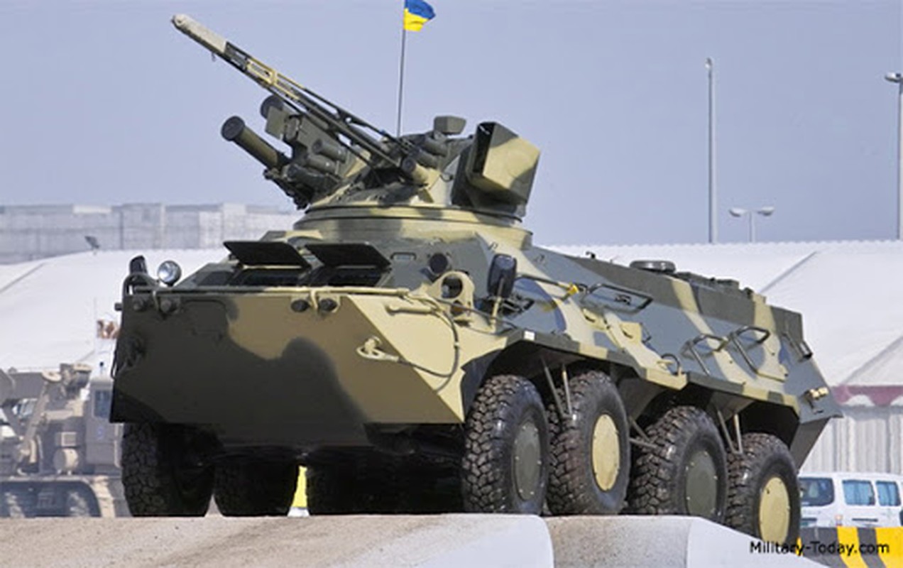 Xe boc thep BTR-3 Ukraine san xuat chay thanh than sau phuc kich-Hinh-6