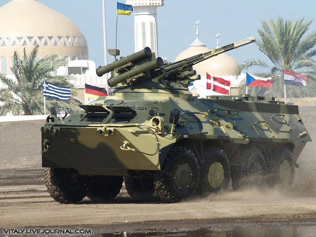 Xe boc thep BTR-3 Ukraine san xuat chay thanh than sau phuc kich-Hinh-7