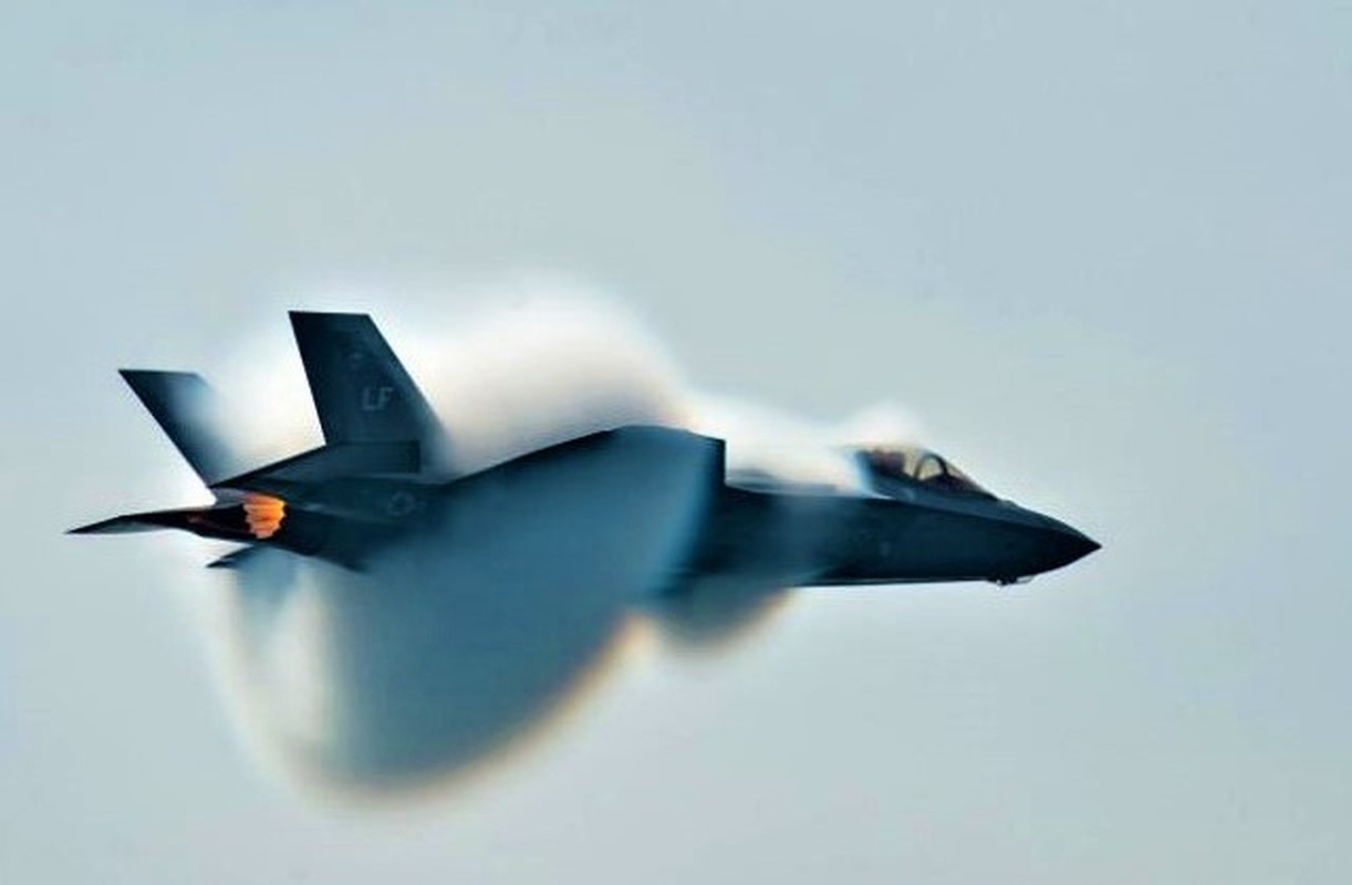 Dieu gi xay ra khi F-35 My va J-10 Trung Quoc xong vao hon chien?-Hinh-13