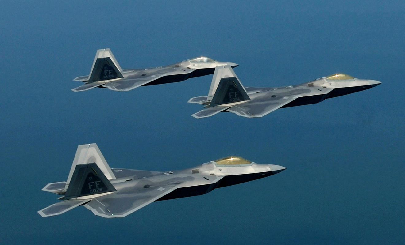 Co moi noi cu: My tinh loai bien F-22, quay sang dung F-15, F-35-Hinh-9