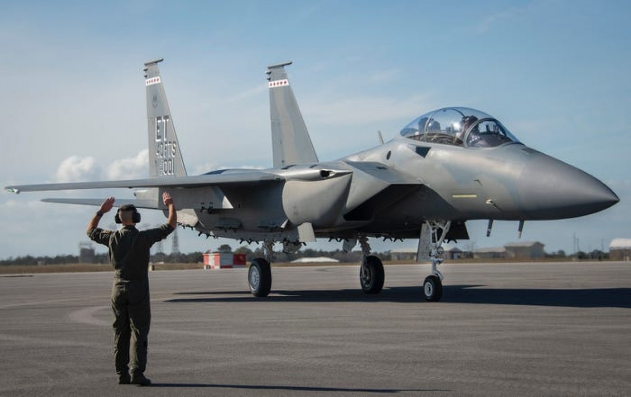 Phong khong Nga, Trung Quoc dang giuong cung cho F-15EX cua My-Hinh-6