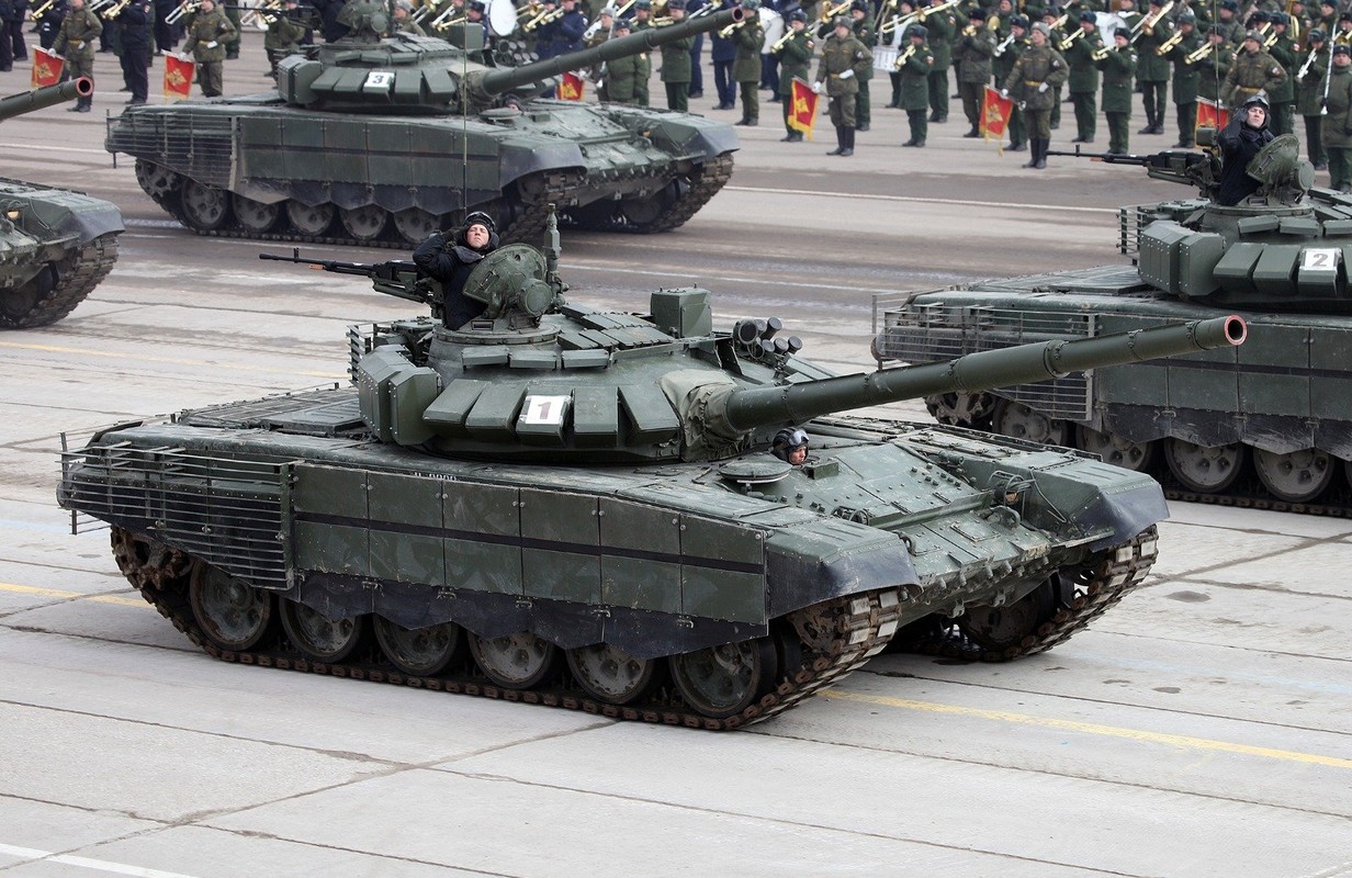 Ngoai 50 tuoi, xe tang T-72 van tung hoanh tren moi chien truong-Hinh-10