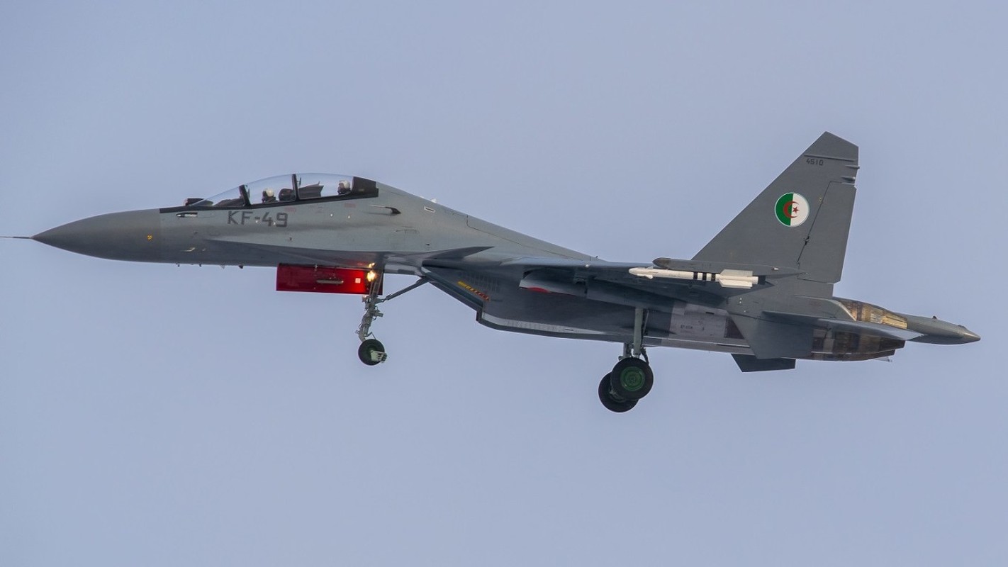 Tai sao Algeria tu choi may bay Rafale cua Phap va uu tien Su-30MKA?-Hinh-16