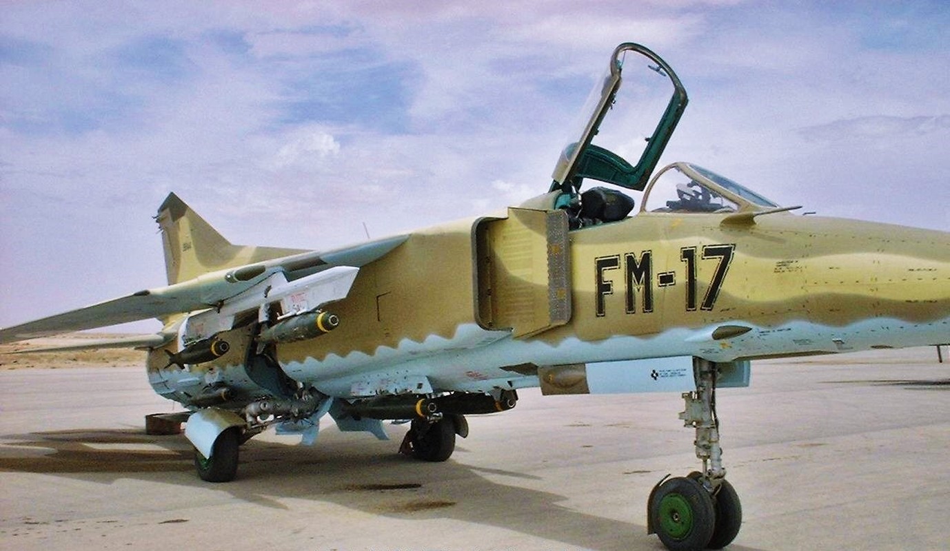 Tai sao Algeria tu choi may bay Rafale cua Phap va uu tien Su-30MKA?-Hinh-3