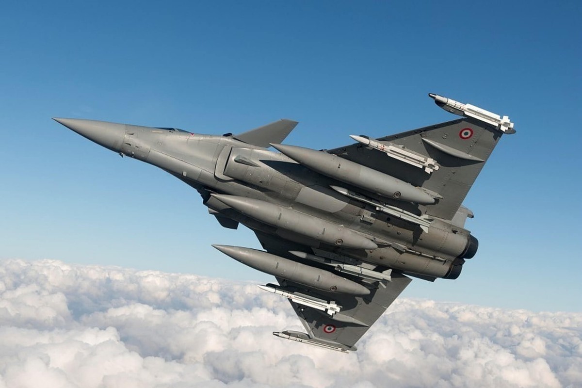 Tai sao Algeria tu choi may bay Rafale cua Phap va uu tien Su-30MKA?-Hinh-8