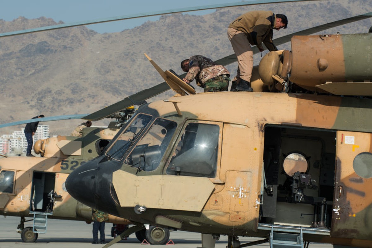Truyen thong My: Khong quan Afghanistan dang ben bo vuc sup do-Hinh-8