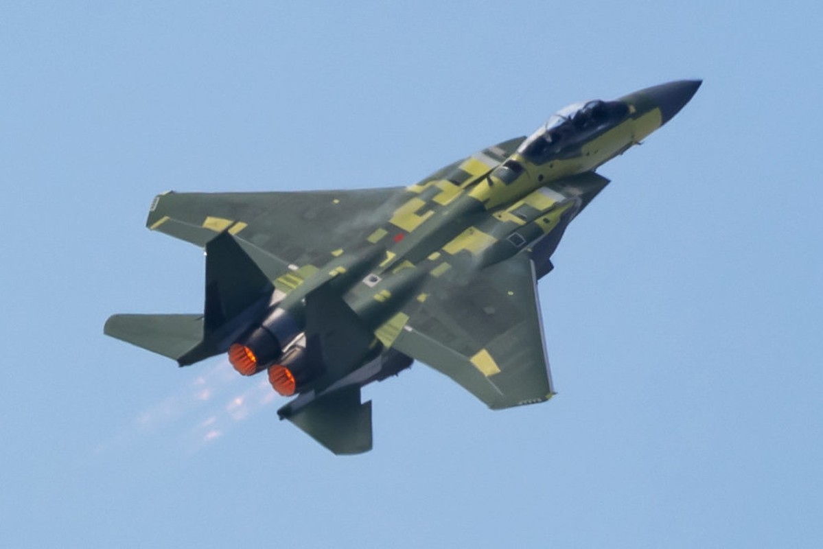 F-15EX du rat manh, nhung van thua chien dau co tang hinh F-35?