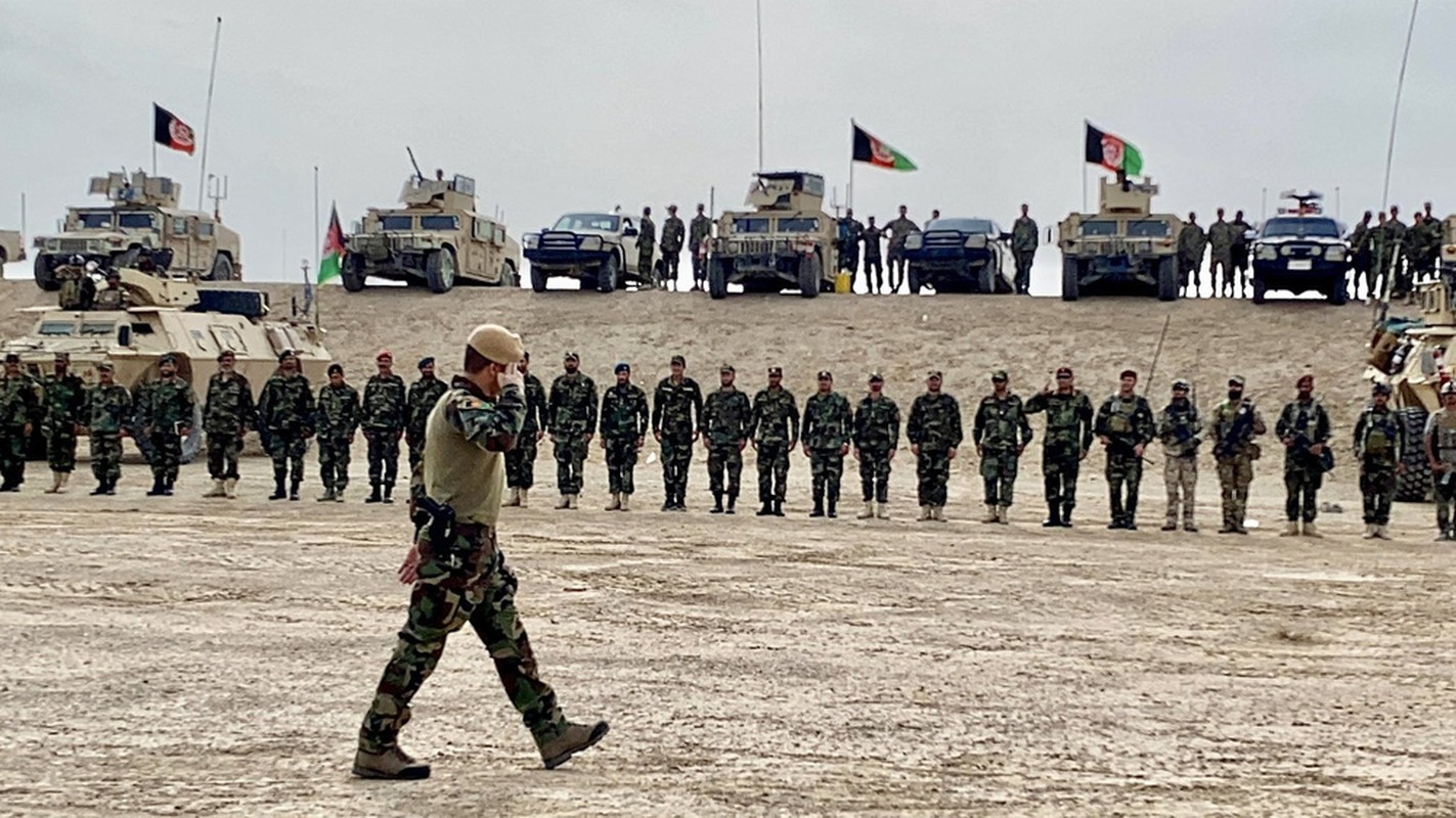 Binh dinh xong Afghanistan, Taliban duoc trang bi toan vu khi My-Hinh-2