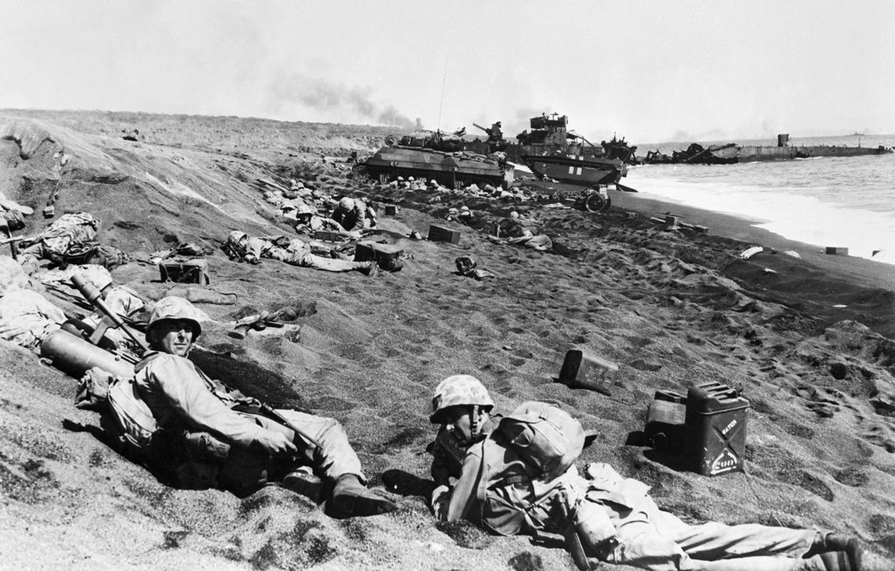 Taliban tai dien canh cam co mo phong su kien Iwo Jima sau 76 nam-Hinh-6