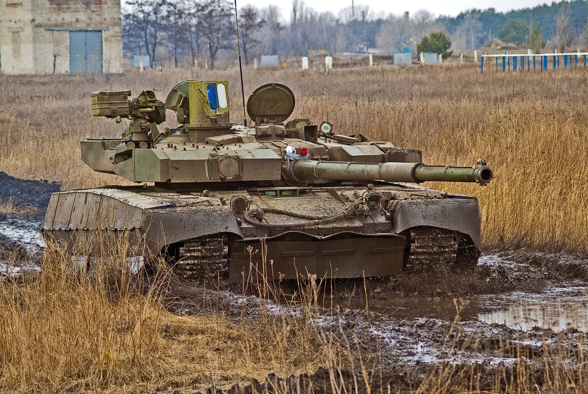 View - 	Xe tăng chủ lực T-84 Oplot là tượng đài cuối cùng của Ukraine?