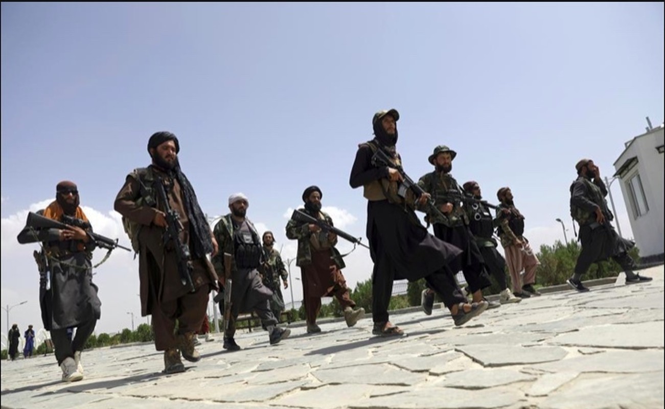 Gianh quyen kiem soat Afghanistan xong, Taliban tan cong ISIS-K-Hinh-11