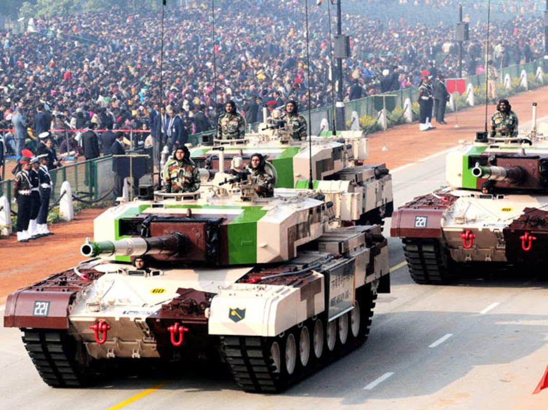 An do “tray da troc vay” noi dia hoa xe tang chu luc T-90-Hinh-7