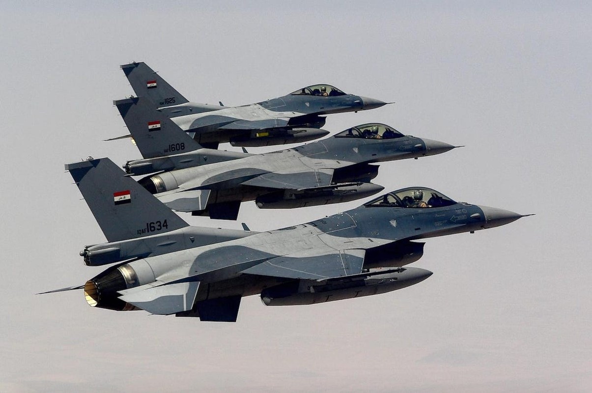 Iraq hoi han khi mua nhung chiec F-16IQ “thieu nang” tu My
