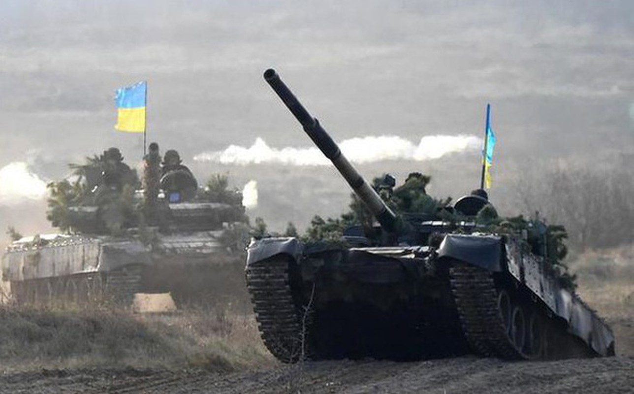 Ten lua S-300 Ukraine da ap sat Donbass giua luc 