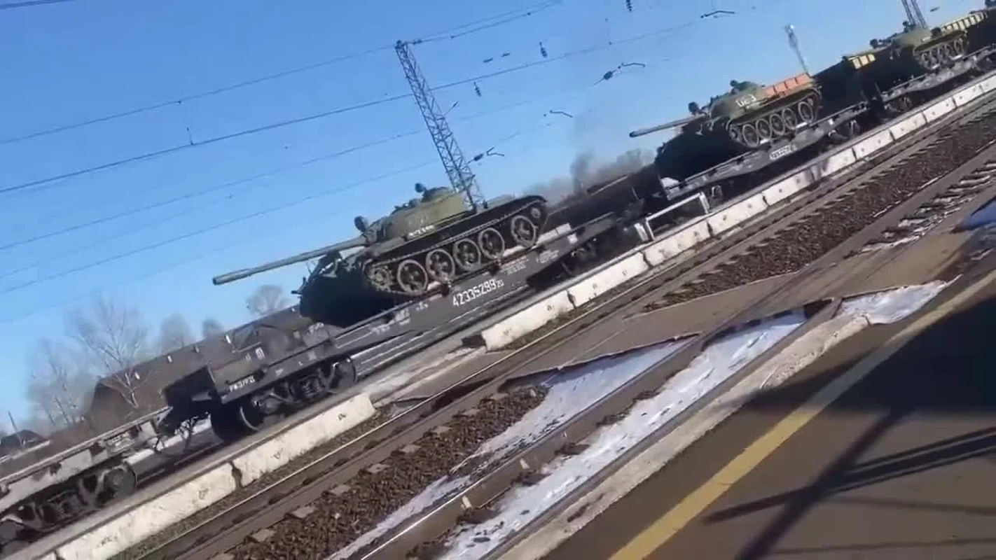 Xe tang T-54/55 co nhiem vu gi tren chien truong Ukraine?