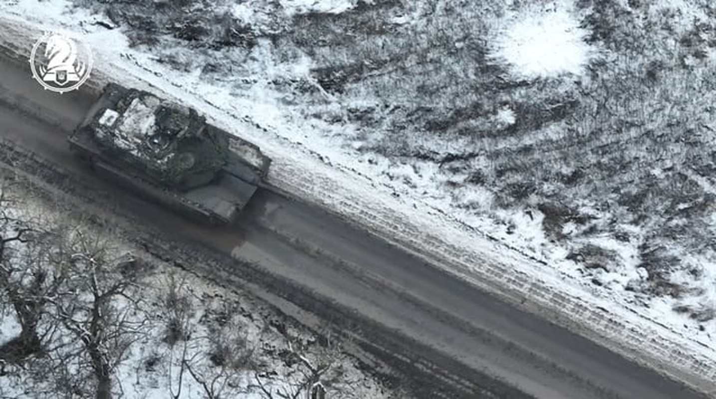 View - 	Ukraine lần đầu tiên sử dụng xe tăng M1A1 Abrams ở chiến trường