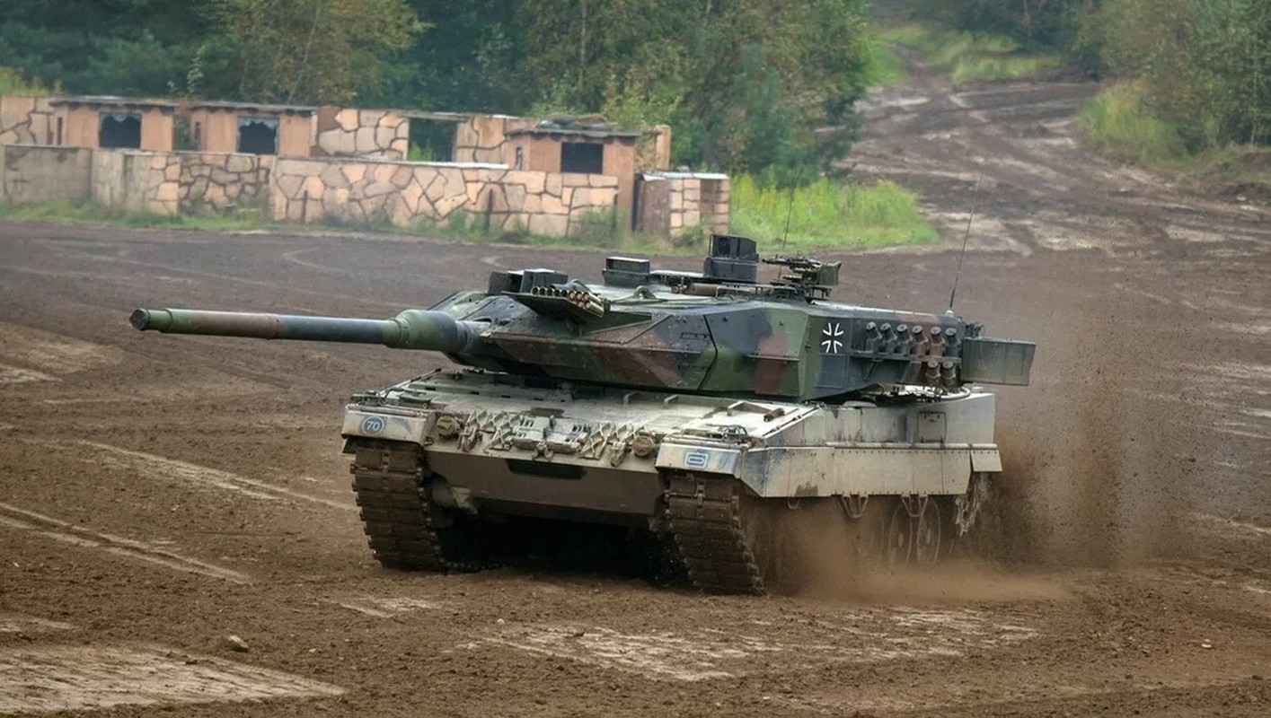 Bat ngo truoc thuong vu ty do mua xe tang Leopard 2 cua Italia-Hinh-10