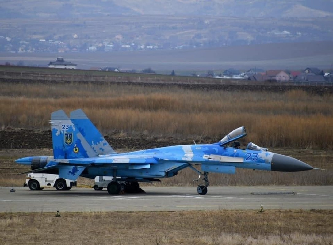Chien dau co cua Ukraine khong the cat canh do “so” Su-35 Nga-Hinh-3