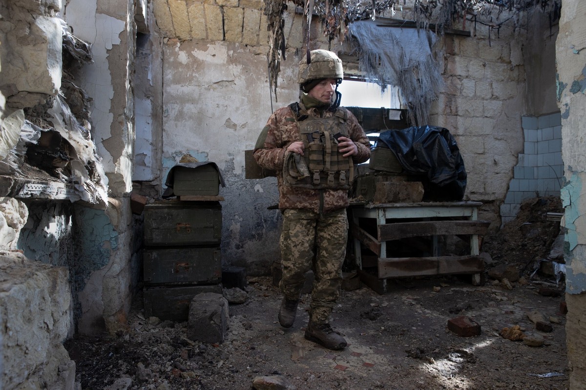 View - 	Kho đạn chiến lược Chasov Yar của Ukraine hứng đòn chí mạng