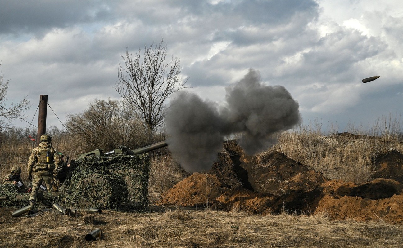 View - 	Mới nửa ngày, quân Nga đánh bật 20 lữ đoàn Ukraine tại Chasov Yar