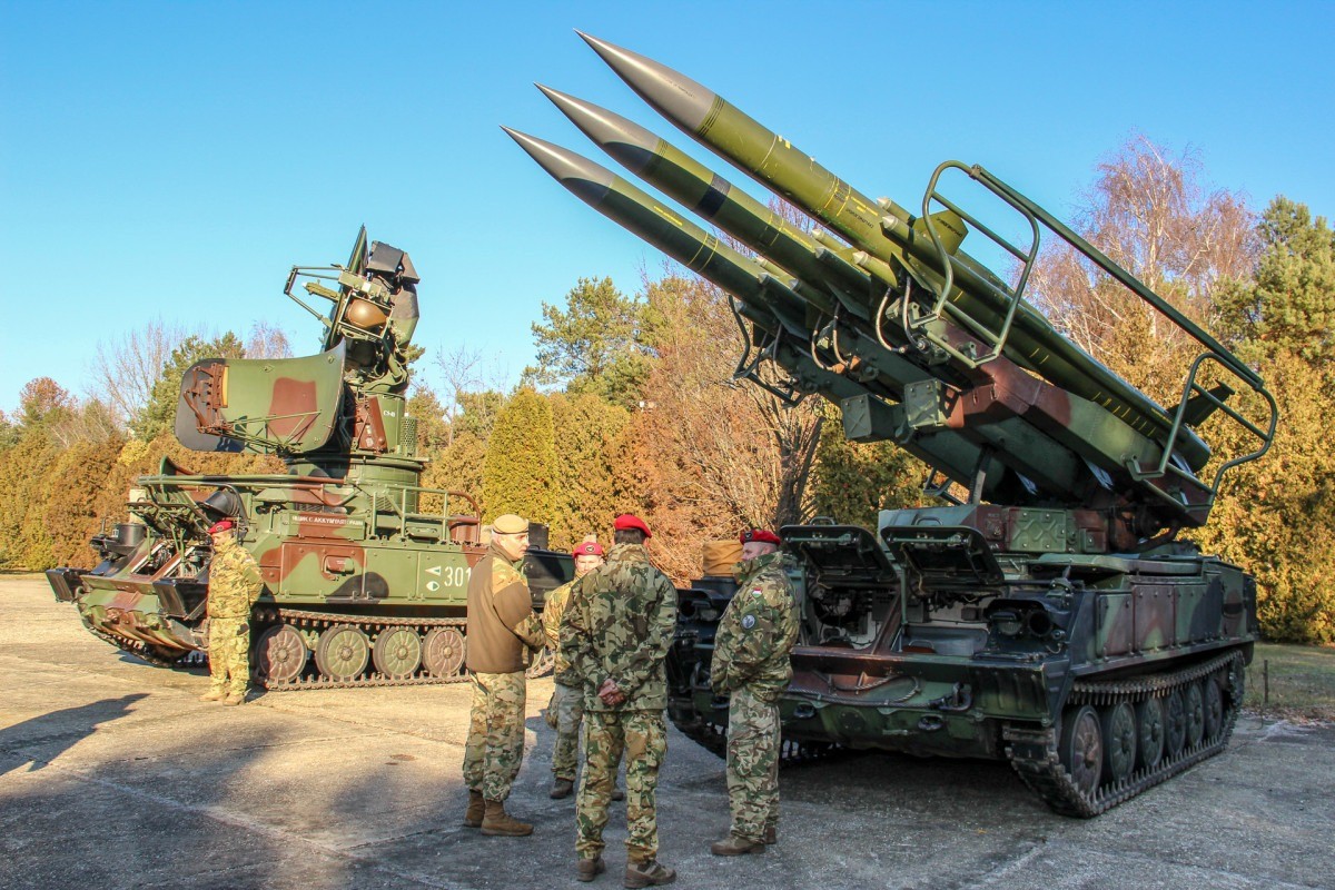 View - 	Hết tên lửa, Ukraine sẽ ưu tiên bảo vệ tiền tuyến hay thành phố