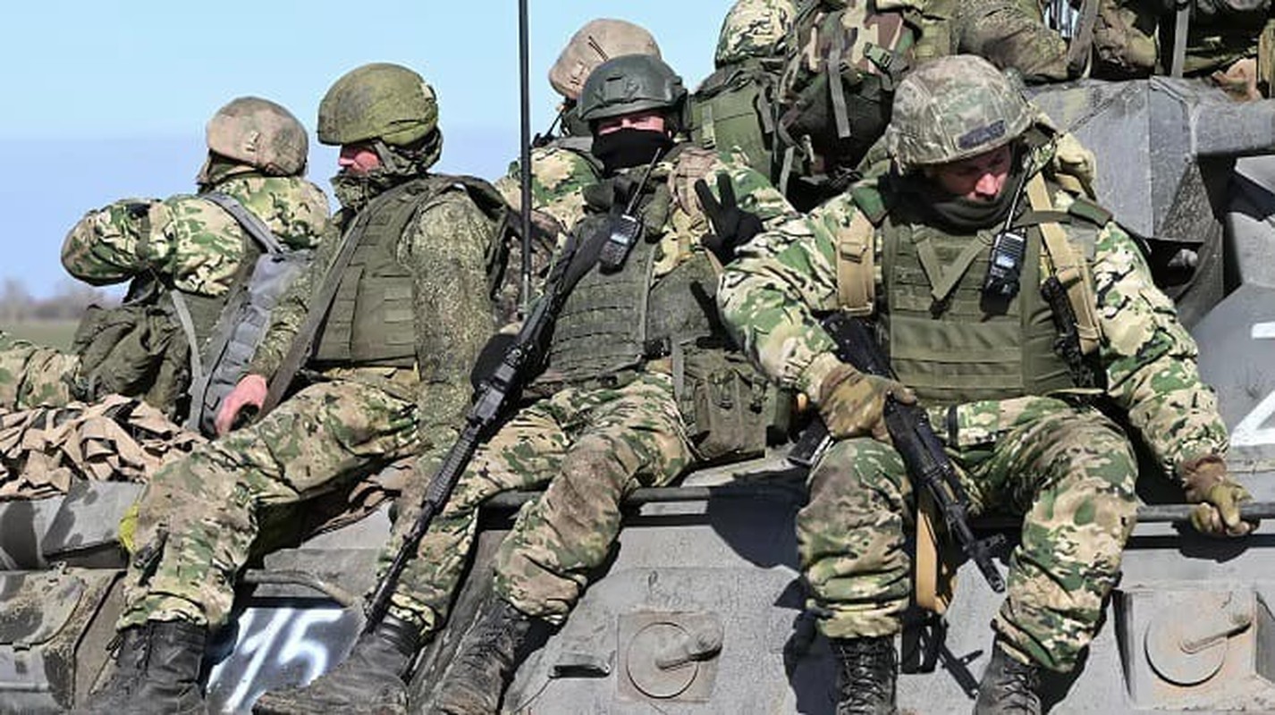 View - 	 Vỡ trận 6.000 quân Ukraine bị quân Nga truy đuổi suốt 9 km