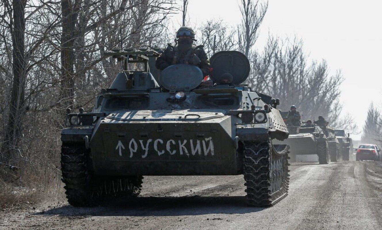 Vo tran! 6.000 quan Ukraine bi quan Nga truy duoi suot 9 km-Hinh-8