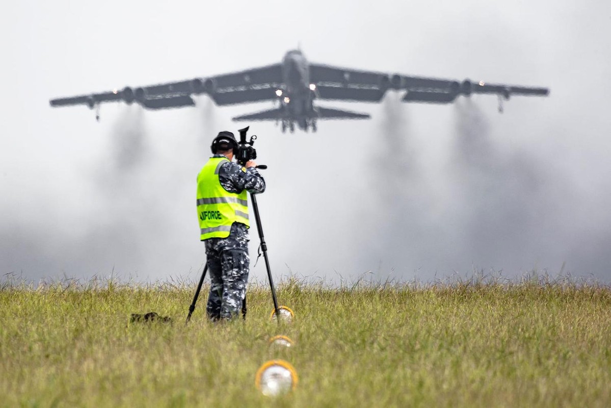 Tai sao My am tham trien khai B-52 va F-22 toi Australia?-Hinh-5