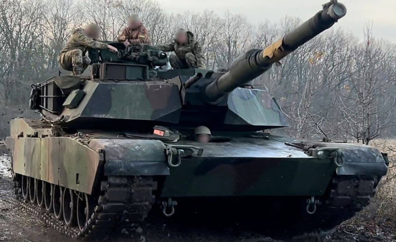 Xe tang M1A1SA Abrams duoc phu kin giap phan ung no-Hinh-14