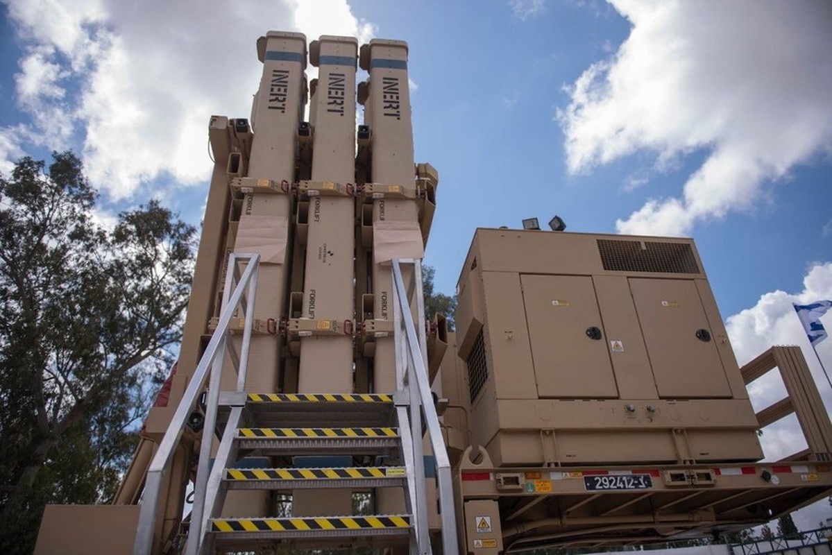 View - 	Israel triển khai gấp hệ thống David's Sling thay thế Iron Dome