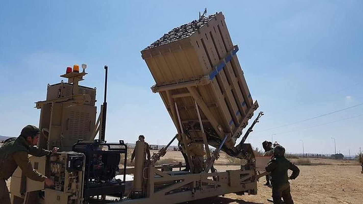 View - 	Israel triển khai gấp hệ thống David's Sling thay thế Iron Dome