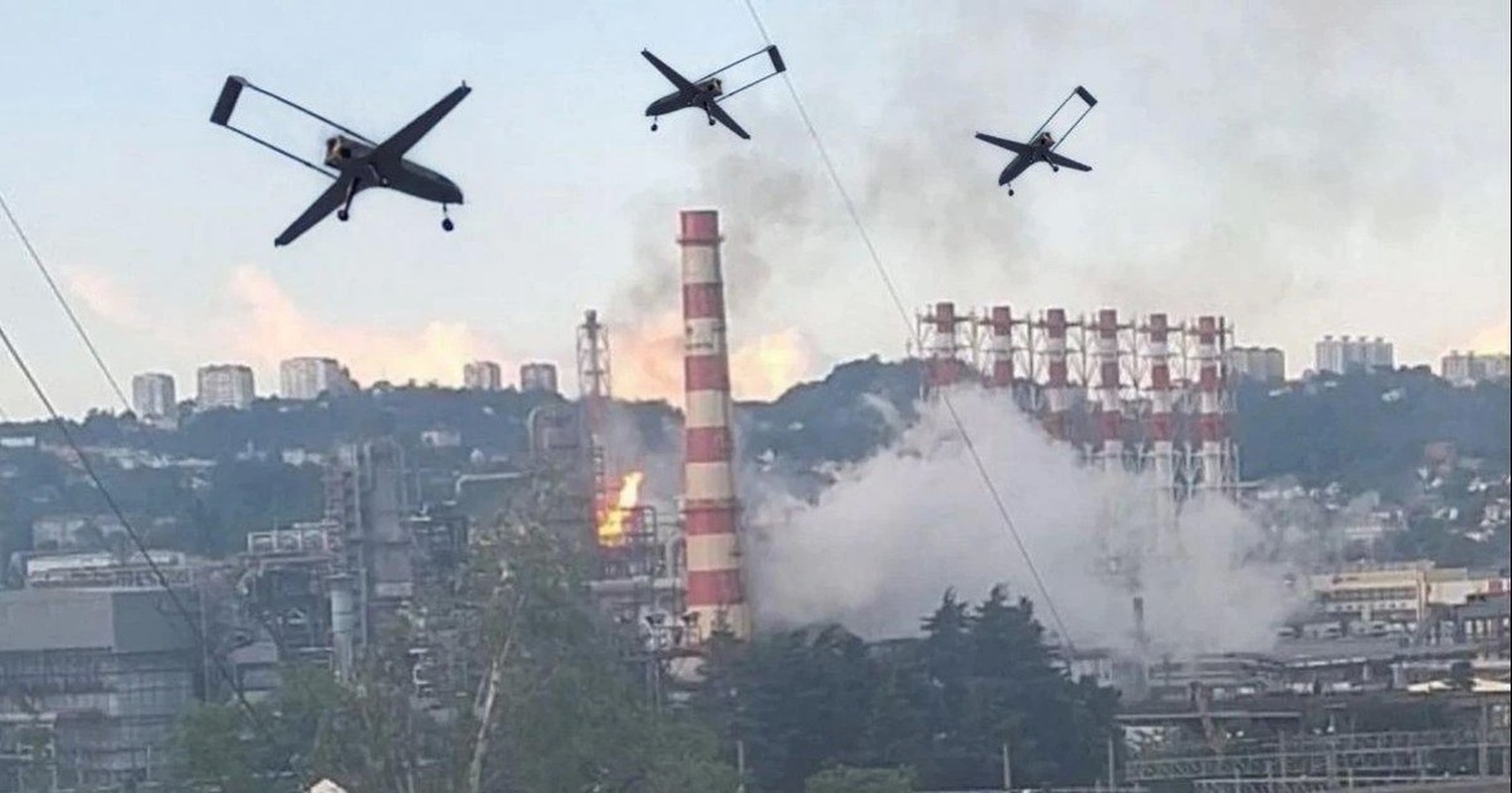 Nga 'phu giap' chong UAV cam tu cho cac nha may loc dau-Hinh-3